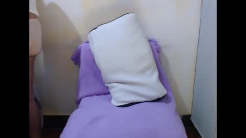 hotasianyue69 online show from 04-02-26, 03:42