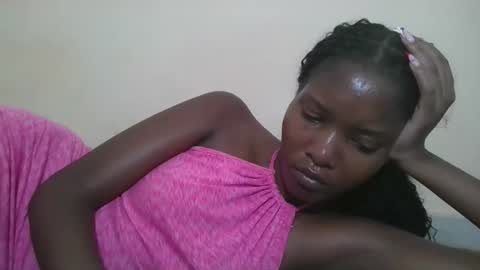 Snapshot of hotbabbee chatting on 05-22-26, 10:10 love online show from 05-22-26, 10:10