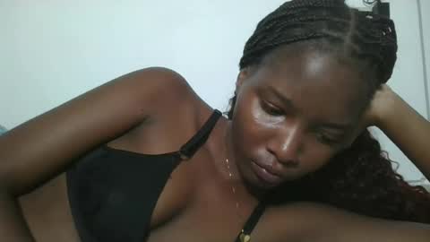 Snapshot of hotbabbee chatting on 07-07-26, 10:41 love online show from 07-07-26, 10:41