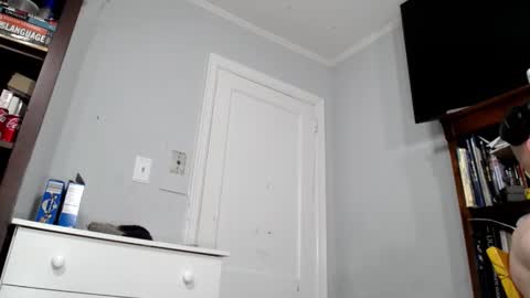 Snapshot of hotbaldcock49 chatting on 01-12-25, 04:10 Pete Mitchell online show from 01-12-25, 04:10