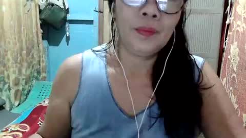 Snapshot of hotbetty_45 chatting on 06-28-26, 11:49 hotbetty_45 online show from 06-28-26, 11:49