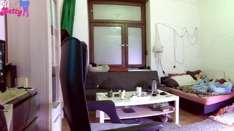 Betty Bellucci online show from 01-29-25, 07:36