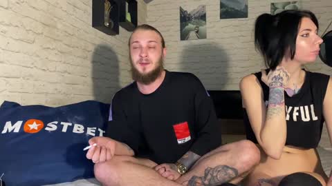 Snapshot of hotcoupleee2020 chatting on 12-18-24, 01:45 YounHotCouple online show from 12-18-24, 01:45