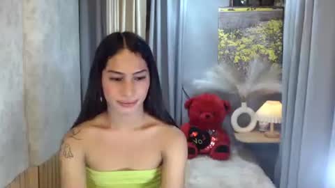 Snapshot of hotcumjasminex chatting on 05-10-26, 04:50 SEXY JASMINE online show from 05-10-26, 04:50