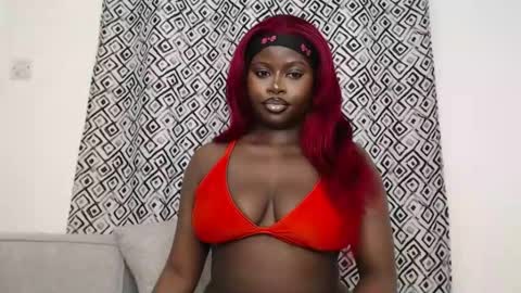 Hotcurvykeisha online show from 10-21-25, 05:41