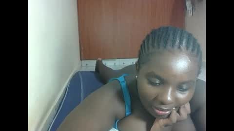 Snapshot of hotebbbyy chatting on 04-18-26, 07:29 EBBY online show from 04-18-26, 07:29