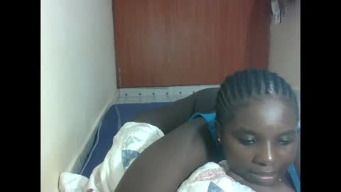 Snapshot of hotebbbyy chatting on 04-18-26, 07:58 EBBY online show from 04-18-26, 07:58