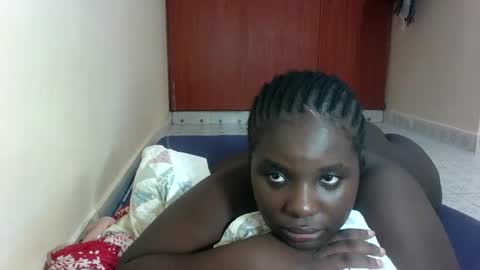 Snapshot of hotebbbyy chatting on 04-21-26, 04:41 EBBY online show from 04-21-26, 04:41