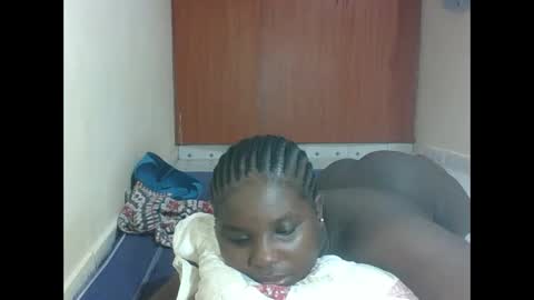 Snapshot of hotebbbyy chatting on 04-23-26, 05:52 EBBY online show from 04-23-26, 05:52