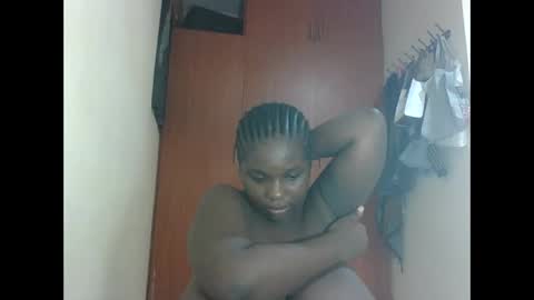 Snapshot of hotebbbyy chatting on 04-26-26, 05:38 EBBY online show from 04-26-26, 05:38