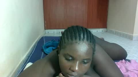 Snapshot of hotebbbyy chatting on 04-28-26, 02:27 EBBY online show from 04-28-26, 02:27