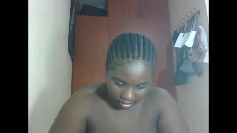 Snapshot of hotebbbyy chatting on 04-29-26, 06:39 EBBY online show from 04-29-26, 06:39