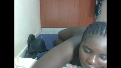 Snapshot of hotebbbyy chatting on 05-02-26, 07:02 EBBY online show from 05-02-26, 07:02