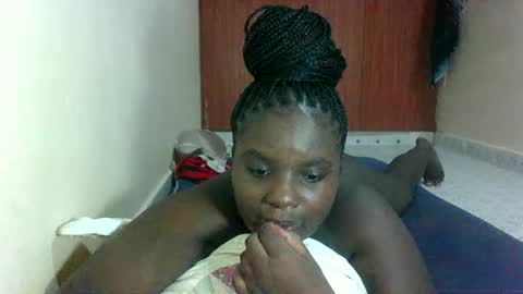 Snapshot of hotebbbyy chatting on 05-11-26, 03:18 EBBY online show from 05-11-26, 03:18