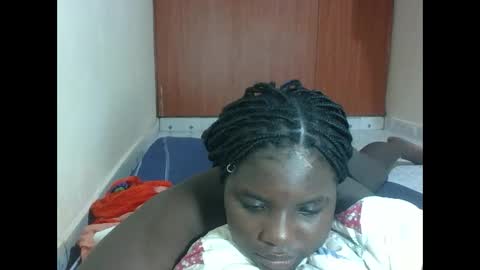 Snapshot of hotebbbyy chatting on 05-18-26, 03:13 EBBY online show from 05-18-26, 03:13