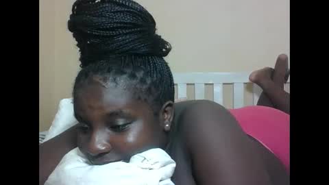 Snapshot of hotebbbyy chatting on 06-01-26, 04:41 EBBY online show from 06-01-26, 04:41