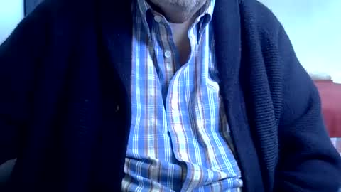 hotejok online show from 05-12-26, 10:01
