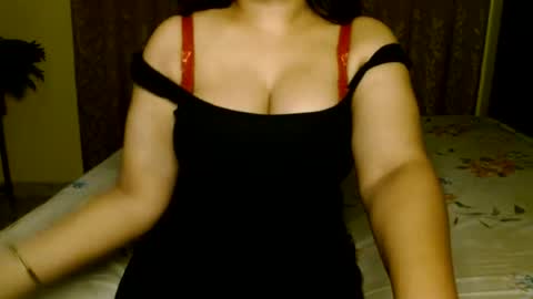 Snapshot of hoteliza6 chatting on 07-11-26, 06:54 Eliza i dont show face in any show online show from 07-11-26, 06:54