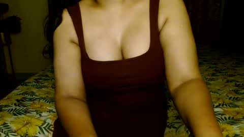 Snapshot of hoteliza6 chatting on 07-15-26, 09:20 Eliza i dont show face in any show online show from 07-15-26, 09:20