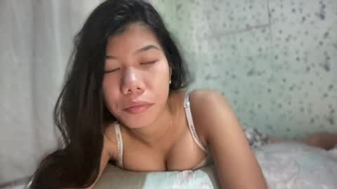 Snapshot of hotestpinayxxx chatting on 06-30-26, 03:18 hotestpinayxxx online show from 06-30-26, 03:18