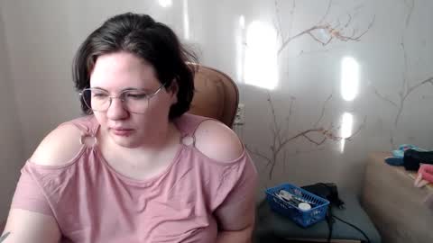 Snapshot of hotfiremommy chatting on 01-30-25, 07:50 LimonkaFire online show from 01-30-25, 07:50