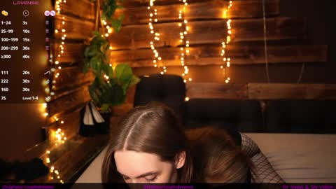 Snapshot of hotfrecklesgirl chatting on 11-14-25, 05:22 hotfrecklesgirl online show from 11-14-25, 05:22