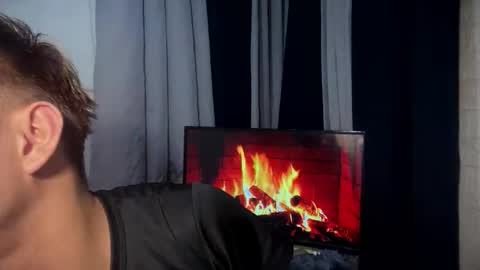 Snapshot of hotfucker_drei chatting on 11-29-25, 11:35 hotfucker_drei online show from 11-29-25, 11:35