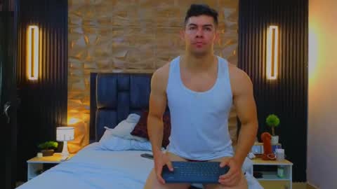 Snapshot of hotfuckers4uu chatting on 02-28-25, 02:42 felipe marcello online show from 02-28-25, 02:42