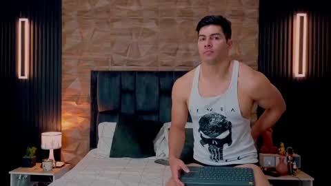 Snapshot of hotfuckers4uu chatting on 09-23-25, 02:09 felipe marcello online show from 09-23-25, 02:09