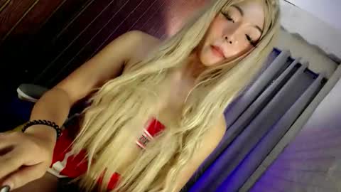 Snapshot of hotfucking_queen1111 chatting on 05-24-26, 07:57 hotfucking_queen1111 online show from 05-24-26, 07:57