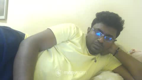 hotgluteus4321 online show from 04-10-26, 11:48