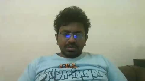 hotgluteus4321 online show from 05-17-26, 05:42