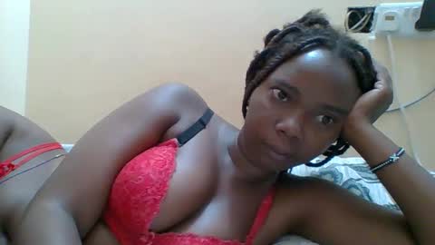 Queen online show from 01-18-26, 06:50