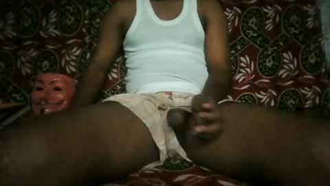 Snapshot of hotguyy001 chatting on 07-07-26, 04:59 hotguyy001 online show from 07-07-26, 04:59