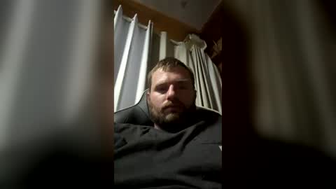 Snapshot of hothusband28931194 chatting on 07-13-26, 05:32 TW28 online show from 07-13-26, 05:32