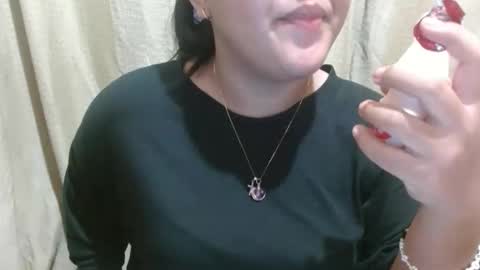 hotiemorenagurl18 online show from 09-16-25, 06:25