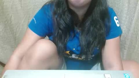 hotiemorenagurl18 online show from 09-22-25, 03:30