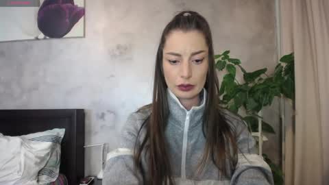 Snapshot of hotilia18 chatting on 05-02-26, 07:08 Lia online show from 05-02-26, 07:08