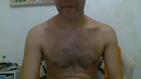 hottitan  twitter Marianoshcam online show from 09-25-25, 08:56