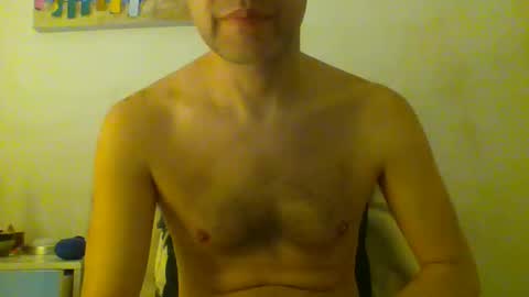 hottitan  twitter Marianoshcam online show from 10-15-25, 06:41