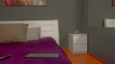 Jennyfer online show from 02-20-25, 06:46