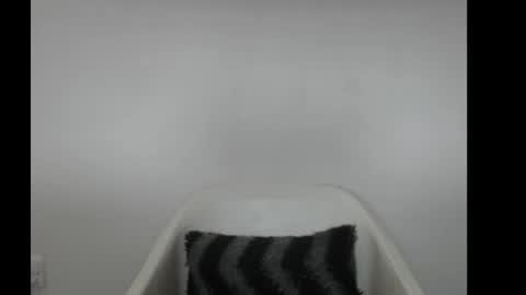 hotjessie0 online show from 02-11-26, 05:01