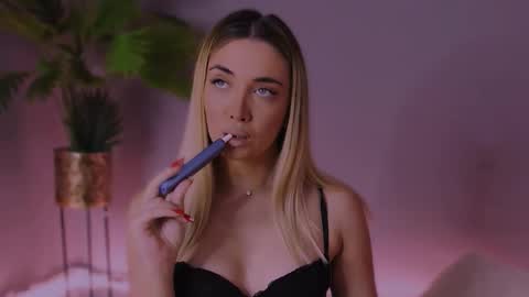 Maria online show from 01-06-26, 05:55