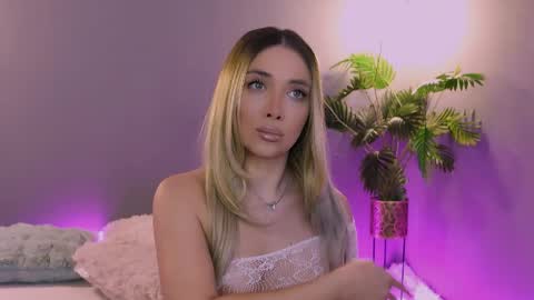 Maria online show from 03-28-26, 05:23