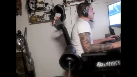 hotkinkytat online show from 02-18-25, 01:43