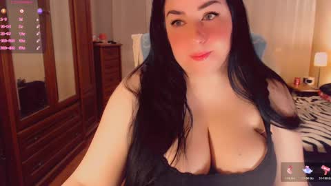 Angela online show from 04-12-26, 06:35