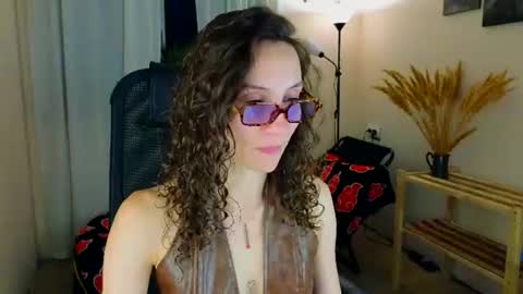 Snapshot of hotlaracroft chatting on 07-02-26, 04:02 Allison online show from 07-02-26, 04:02