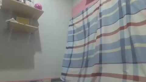 Snapshot of hotlavender chatting on 02-09-26, 12:14 hotlavender online show from 02-09-26, 12:14