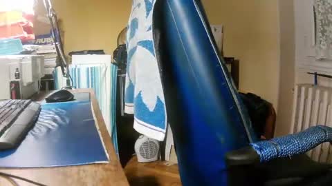 Snapshot of hotleopold chatting on 05-14-26, 09:32 hotleopold online show from 05-14-26, 09:32