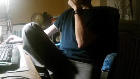 Snapshot of hotleopold chatting on 05-18-26, 08:58 hotleopold online show from 05-18-26, 08:58